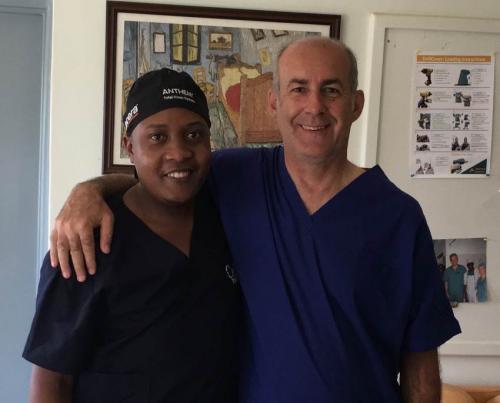 Dott. Conati e Dott. Muhumeza Moses Fisha - ortopedico